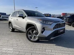 Srebrny Używany 2020 Toyota RAV4 Hybrid XLE SUV | 159 700 zł