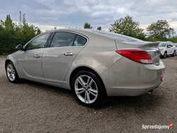 Złoty Używany 2009 Opel Insignia Cosmo Hatchback | 29 900 zł (Dość drogi)