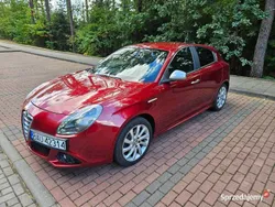 Czerwony Używany 2011 Alfa Romeo Giulietta Hatchback | 21 500 zł (Uczciwa cena)