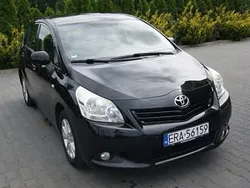 Czarny Używany 2011 Toyota Verso Minivan | 31 000 zł (Uczciwa cena)