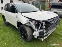 Biały Używany 2020 Toyota RAV4 Hybrid SUV | 60 000 zł