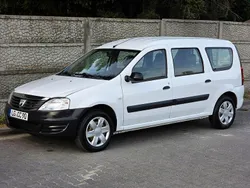 Biały (metalik) Używany 2009 Dacia Logan Sedan/Limuzyna | 12 900 zł (Drogi)