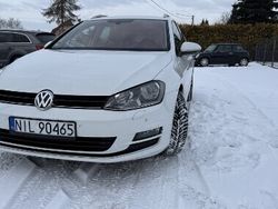 Biały Używany 2016 VW Golf VII Kombi | 42 800 zł (Dość drogi)