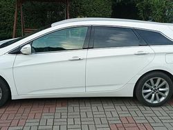 Biały Używany 2011 Hyundai i40 Kombi | 29 000 zł (Dość drogi)
