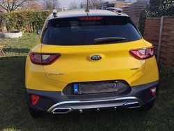 Żółty Używany 2021 Kia Stonic GT-Line SUV | 67 900 zł (Uczciwa cena)