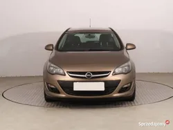 Złoty Używany 2013 Opel Astra Kombi | 22 499 zł (Dobra cena)
