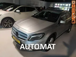 Srebrny Używany 2015 Mercedes GLA220 SUV | 76 900 zł