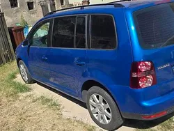 Niebieski Używany 2004 VW Touran Minivan | 7000 zł (Uczciwa cena)