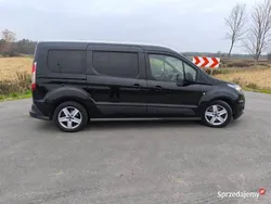 Czarny Używany 2015 Ford Tourneo Connect Minivan | 48 000 zł