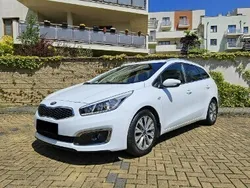 Biały Używany 2018 Kia Ceed 2 Kombi | 35 900 zł (Dobra cena)