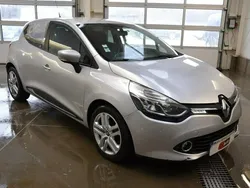 Srebrny (metalik) Używany 2015 Renault Clio IV Hatchback | 15 500 zł