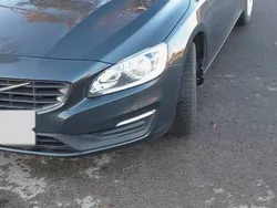 Szary Używany 2018 Volvo V60 Kombi | 46 000 zł (Super Cena)