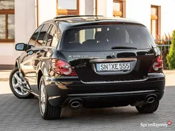 Czarny Używany 2009 Mercedes R320 Avantgarde Minivan | 36 700 zł