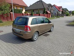 Złoty Używany 2013 Opel Zafira Minivan | 32 900 zł