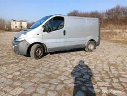 Srebrny Używany 2003 Opel Vivaro Van | 8900 zł (Dobra cena)
