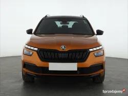 Pomarańczowy Używany 2023 Skoda Kamiq SUV | 105 999 zł (Uczciwa cena)
