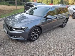 Szary Używany 2016 VW Passat Highline Kombi | 54 900 zł (Uczciwa cena)