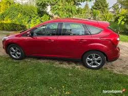Bordowy Używany 2013 Ford Focus Hatchback | 29 900 zł (Uczciwa cena)