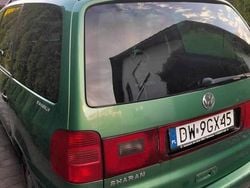 Zielony Używany 2002 VW Sharan Minivan | 5500 zł (Uczciwa cena)