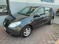 Szary (metalik) Używany 2010 Dacia Sandero Hatchback | 13 700 zł (Uczciwa cena)