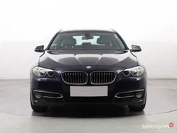 Niebieski Używany 2013 BMW 520 Kombi | 44 999 zł (Dobra cena)