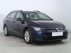 Niebieski Używany 2022 VW Golf VIII Kombi | 64 999 zł (Dość drogi)