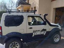 Biały Używany 2010 Suzuki Jimny SUV | 37 000 zł (Dość drogi)