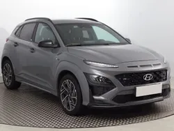 Szary Używany 2021 Hyundai Kona SUV | 67 999 zł (Uczciwa cena)