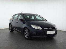 Niebieski Używany 2014 Ford Focus Hatchback | 26 999 zł (Uczciwa cena)