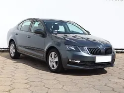 Szary Używany 2019 Skoda Octavia Hatchback | 61 999 zł (Dobra cena)