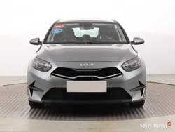 Srebrny Używany 2022 Kia Ceed Kombi | 73 499 zł (Uczciwa cena)