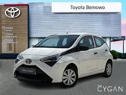 Biały Używany 2019 Toyota Aygo Comfort Hatchback | 39 900 zł (Uczciwa cena)