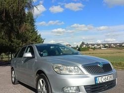 Srebrny Używany 2013 Skoda Octavia Kombi | 26 000 zł