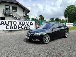 Czarny (metalik) Używany 2010 Opel Insignia Hatchback | 22 000 zł (Dość drogi)