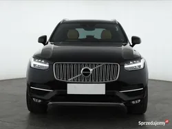 Czarny Używany 2018 Volvo XC90 SUV | 149 999 zł (Uczciwa cena)