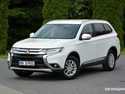Biały Używany 2017 Mitsubishi Outlander SUV | 62 900 zł (Uczciwa cena)