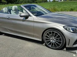 Złoty Używany 2019 Mercedes C220 AMG line Kabriolet | 133 999 zł (Uczciwa cena)