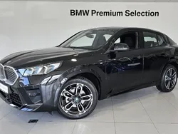 Czarny szafir metalizowany Używany 2024 BMW iX2 Comfort Edition SUV | 220 000 zł