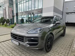 Szary Używany 2023 Porsche Cayenne SUV | 445 000 zł