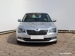 Srebrny Używany 2016 Skoda Superb Sedan/Limuzyna | 61 999 zł (Uczciwa cena)
