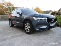 Niebieski Używany 2020 Volvo XC60 Momentum SUV | 120 000 zł (Uczciwa cena)