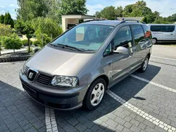 Szary (metalik) Używany 2010 Seat Alhambra Minivan | 19 900 zł (Uczciwa cena)