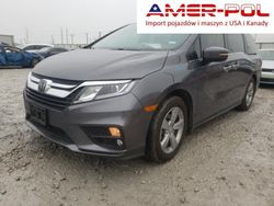 Szary Używany 2018 Honda Odyssey EX-L Minivan | 92 000 zł