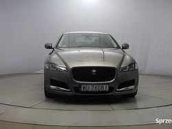 Szary Używany 2019 Jaguar XF Prestige Sedan/Limuzyna | 109 800 zł