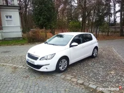 Biały Używany 2016 Peugeot 308 Hatchback | 37 900 zł (Uczciwa cena)