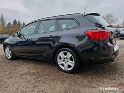 Czarny Używany 2012 Opel Astra Kombi | 23 900 zł (Uczciwa cena)
