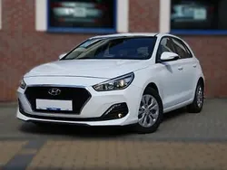 Biały Używany 2020 Hyundai i30 Hatchback | 56 900 zł (Uczciwa cena)