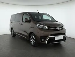 Brązowy Używany 2019 Toyota Proace Verso Kombi | 99 999 zł (Uczciwa cena)