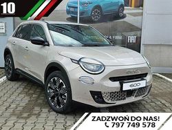 Beżowy (metalik) Nowe 2025 Fiat 600 Sedan/Limuzyna | 104 800 zł (Dość drogi)