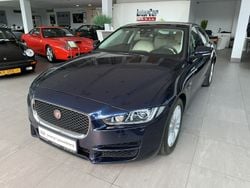 Granatowy Używany 2017 Jaguar XE Prestige Sedan/Limuzyna | 86 899 zł (Dość drogi)